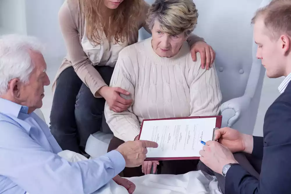 Casa de Retiro el Mirador | Essential steps to make a will for your legacy