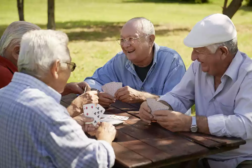 Discover 3 Engaging Hobbies for Seniors: Your Way to a Healthier Lifestyle