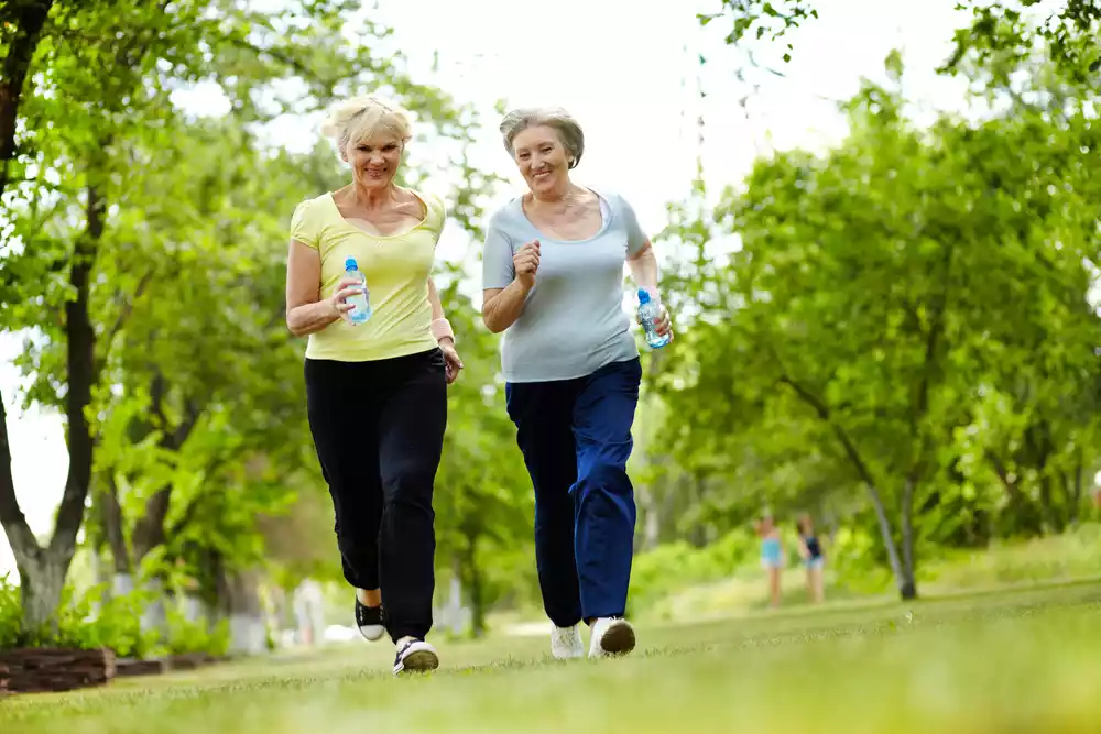 Casa de Retiro el Mirador | Low impact core workout for seniors to stay fit and active